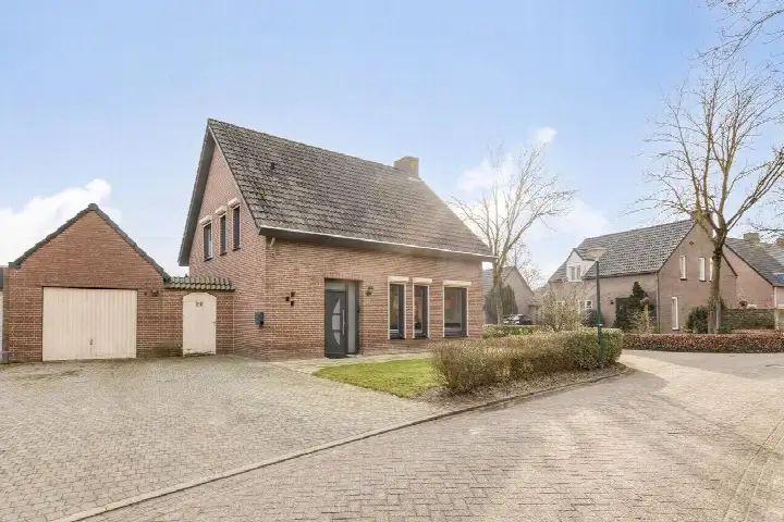 Vrijstaande woning te koop: Prins van Luikstraat 67, Prins van Luikstraat e.o. Luyksgestel