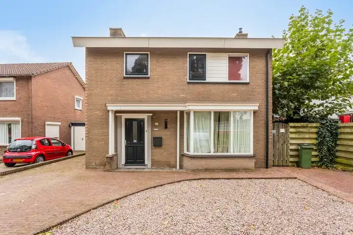 Vrijstaande woning te koop: Prins Bernhardstraat 10, Ooij Ooij