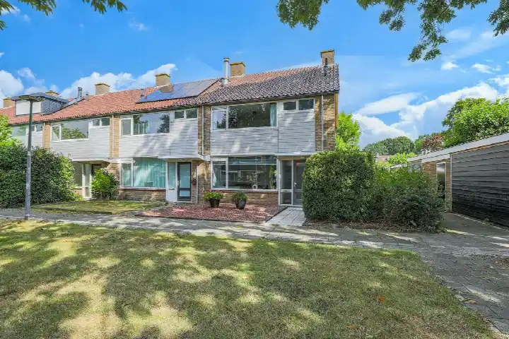 Hoekwoning te koop: Prinsenhof 2, Hoevelaken-Oranjebuurt-Horstbeek Hoevelaken