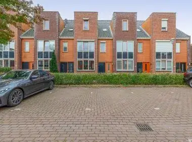 Terraced house for sale: Prinses Beatrixplantsoen 24, Hoofddorp Centrum Noord Hoofddorp