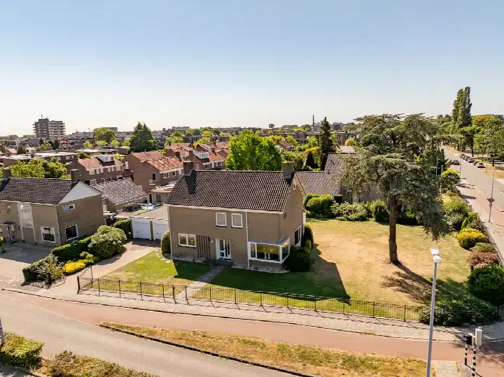 Detached house for sale: Prinses Beatrixstraat 11, West Hoogeveen