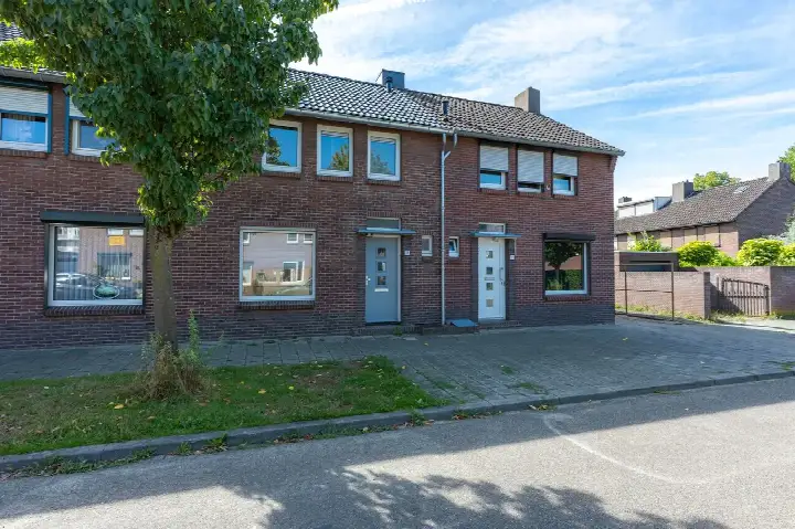 Tussenwoning te koop: Prinses Beatrixstraat 19, Erenstein Kerkrade