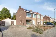 Twee-onder-één-kap te koop: Prinses Margrietstraat 13, Budel-Dorplein Budel-Dorplein