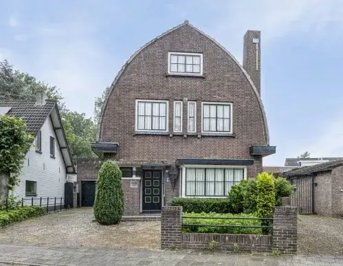 Twee-onder-één-kap te koop: Prior van Milstraat 26, Schutveld Uden