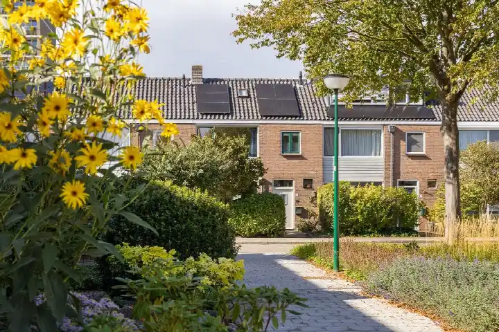 Terraced house for sale: Prof. dr. C. Eijkmanweg 5, De Bilt West De Bilt