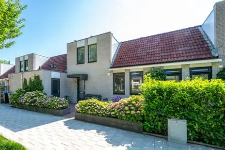 Tussenwoning te koop: Prof. Dr. Claylaan 26, Jutphaas Nieuwegein