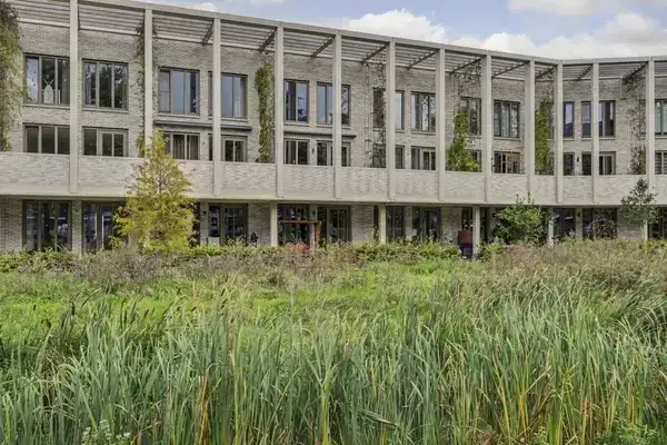 Terraced house for sale: Prof. Gunninglaan 11, Maria Montessorilaan en omgeving Dordrecht