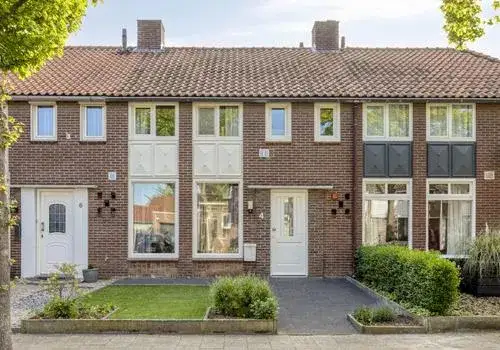 Terraced house for sale: Professor Dupontstraat 4, Vrijveld Roermond