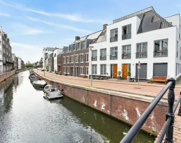 Terraced house for sale: Proostwetering 88, Op Buuren Maarssen