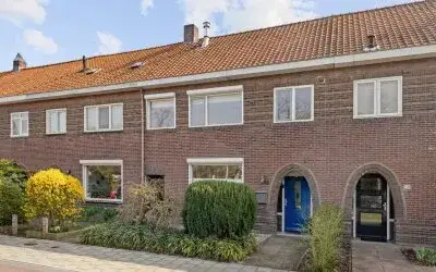 Terraced house for sale: Provincialeweg 136, Meerveldhoven Veldhoven
