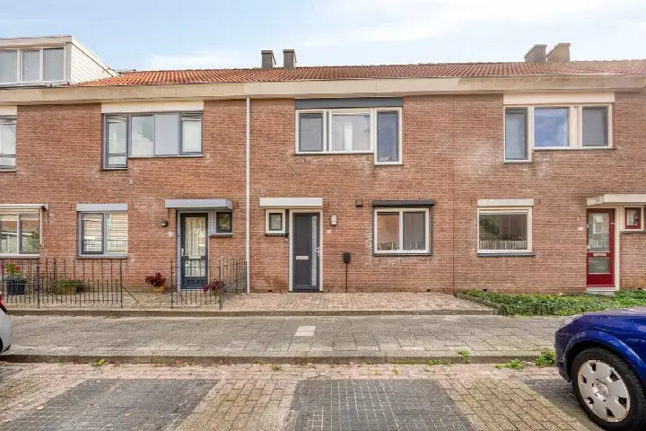Tussenwoning te koop: Puntmosstraat 75, Gors-Noord Purmerend