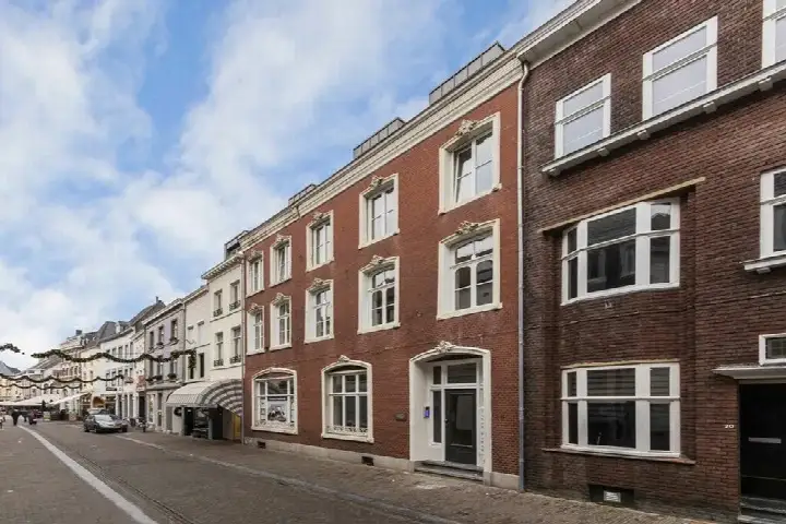 Studio te huur: Putstraat 18E, Sittard-Centrum Sittard