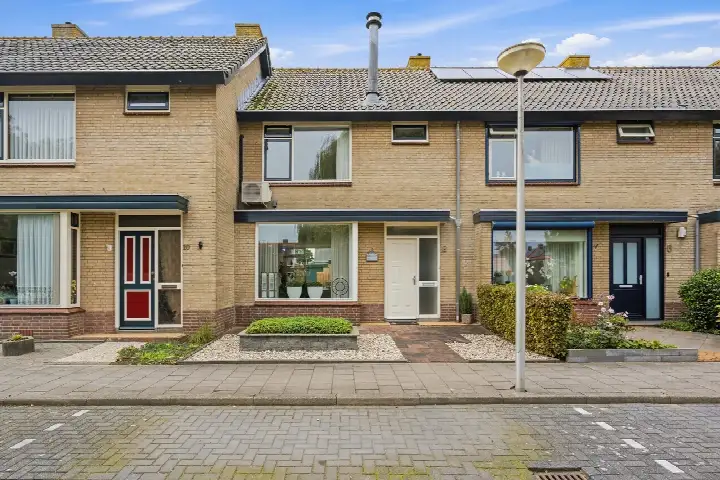 Terraced house for sale: Putstraat 8, Streefkerk-Dorp Streefkerk
