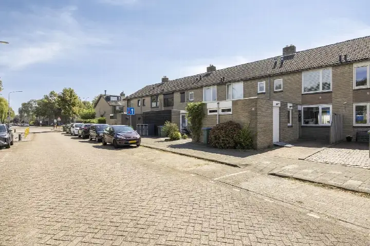 Tussenwoning te koop: Putterstraat 34, Vogelbuurt Oosterhout