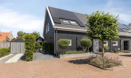 Corner house for sale: Pykeswegje 61, Overzuid Goes