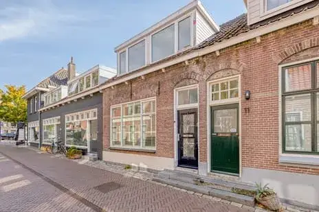 Tussenwoning te koop: Pyntorenstraat 13, Goes-Centrum Goes