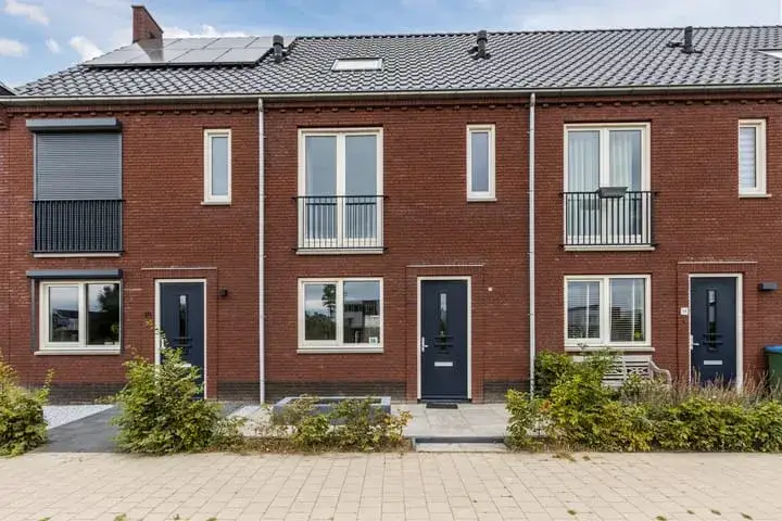 Tussenwoning te koop: Pyriet 16, Bosselaar Zevenbergen