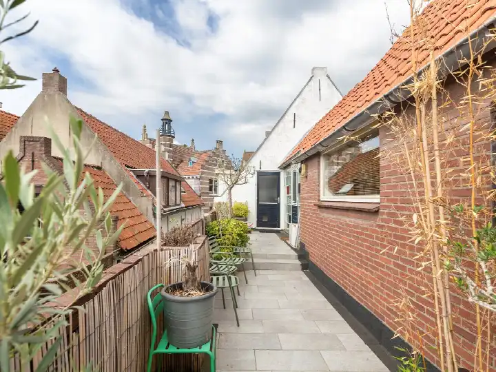 Appartement te koop: Raadhuisstraat 11A, Ouddorp centrum Ouddorp