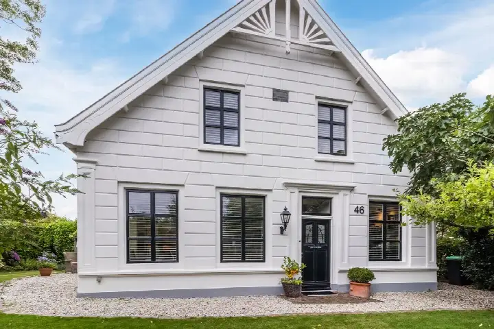 Hoekwoning te koop: Raadhuisstraat 46, Kern Zuidland Zuidland