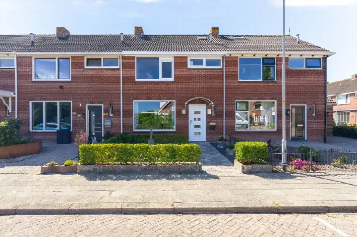 Tussenwoning te koop: Raadhuisstraat 50, Westwoud Westwoud