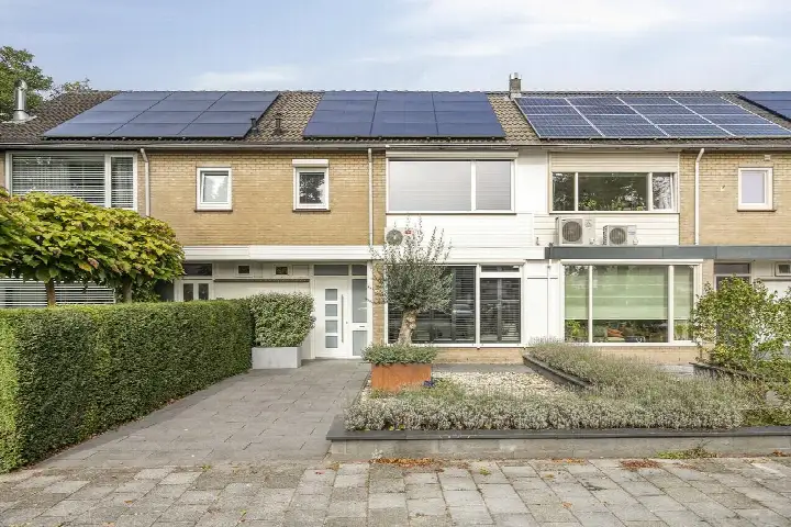 Tussenwoning te koop: Raadhuisstraat 93, 't Ven Rosmalen