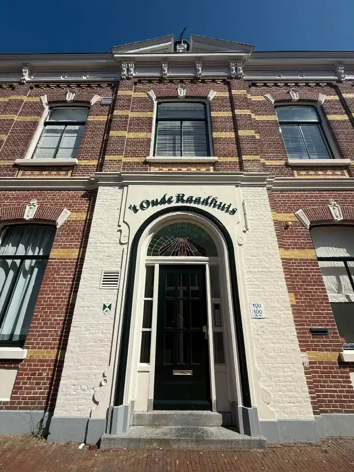 Woning te huur: Raadhuisstraat, Beerendrecht Alphen Aan Den Rijn