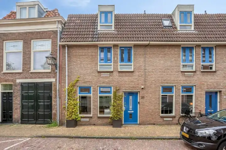 Tussenwoning te koop: Raamsteeg 20, Burgwal Haarlem