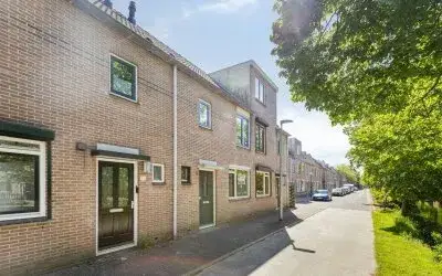 Hoekwoning te koop: Radboudgracht 32, Kersenboogerd-Noord - Buurt 32 02 Hoorn