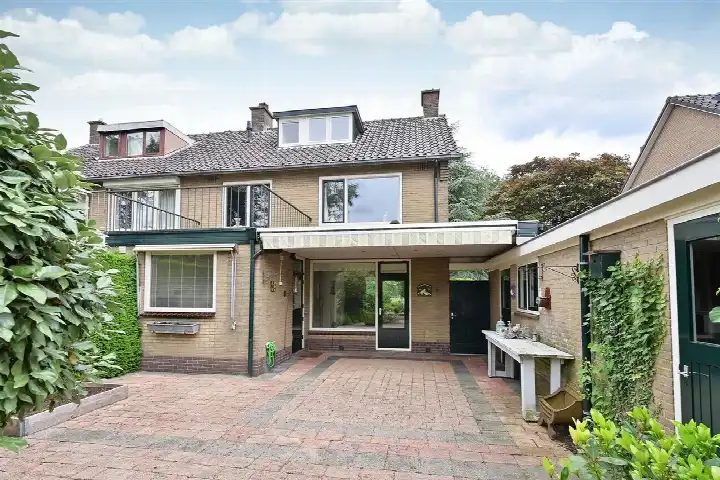 Semi-detached for sale: Rading 102, Nieuw-Loosdrechtsedijk Loosdrecht