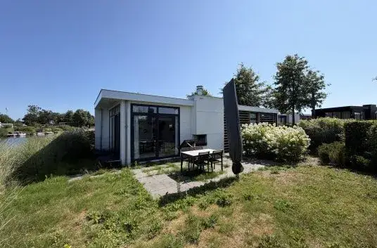 Vrijstaande woning te koop: Randmeerweg 8-0206, Verspreide huizen Zuiderzeeland Nunspeet Nunspeet