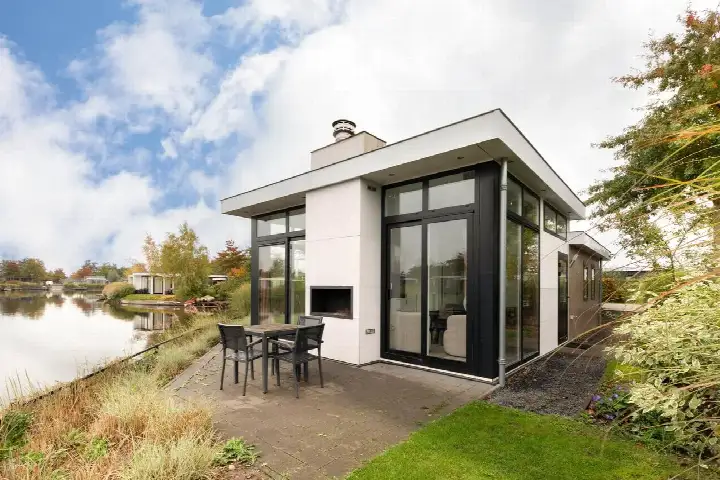 Vrijstaande woning te koop: Randmeerweg 8-0210, Verspreide huizen Zuiderzeeland Nunspeet Nunspeet