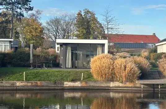 Vrijstaande woning te koop: Randmeerweg 8-0404, Verspreide huizen Zuiderzeeland Nunspeet Nunspeet