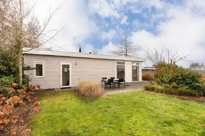 Vrijstaande woning te koop: Randmeerweg 8-115, Verspreide huizen Zuiderzeeland Nunspeet Nunspeet