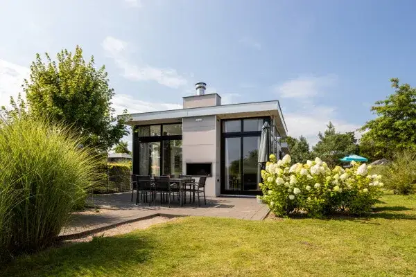 Vrijstaande woning te koop: Randmeerweg 8-215, Verspreide huizen Zuiderzeeland Nunspeet Nunspeet
