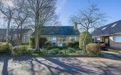 Semi-detached for sale: Ranonkelstraat 46, Oud-Beijerland Croonenburghwijk Oud-Beijerland