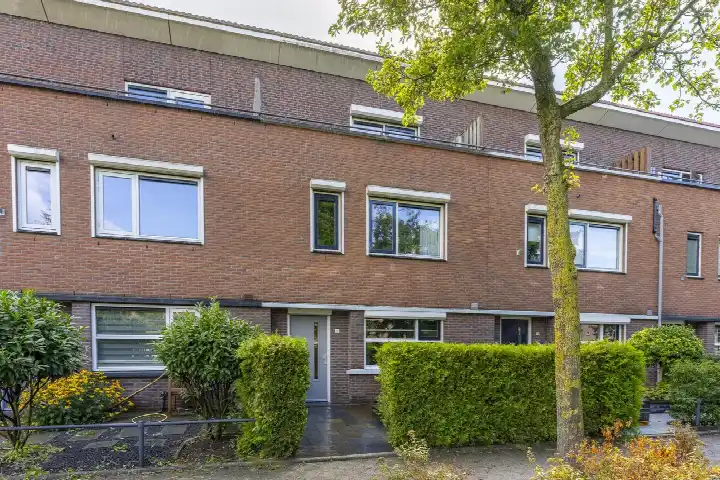 Tussenwoning te koop: Rapijnenpolder 15, Veldhuizen De Meern