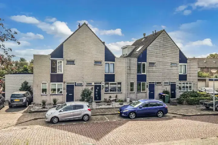 Terraced house for sale: Ratelaar 71, Commandeurs Heemskerk