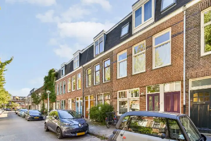Tussenwoning te koop: Réaumurstraat 38, De Wetbuurt Amsterdam