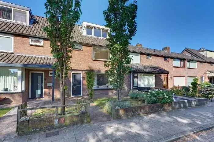 Tussenwoning te koop: Rederijkersstraat 22, Stadsdennen Zuidwest Harderwijk