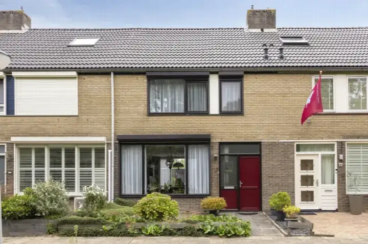 Tussenwoning te koop: Reeuwijkplaats 13, Elderveld-Zuid Arnhem
