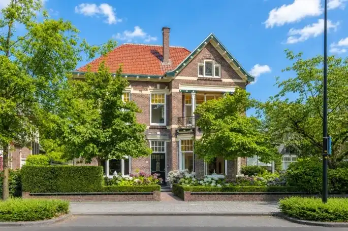 Vrijstaande woning te koop: Regentesselaan 10, De Parken Apeldoorn