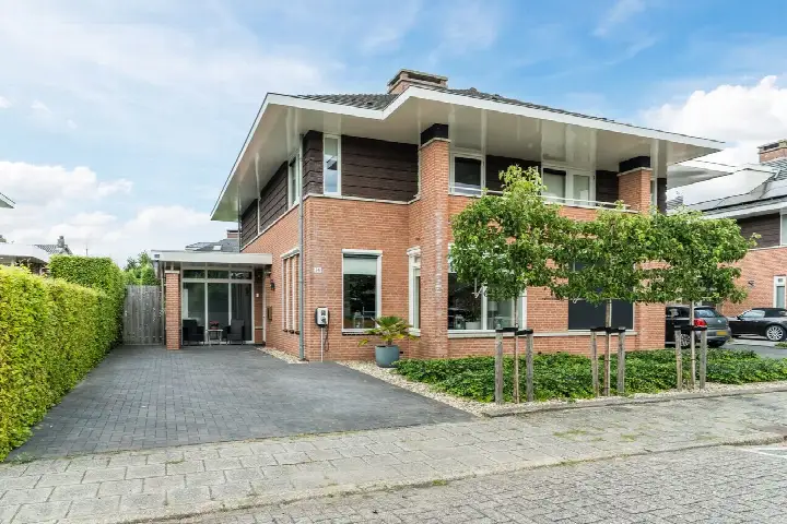 Twee-onder-één-kap te koop: Regentessestraat 14, Geldermalsen Zuid Geldermalsen