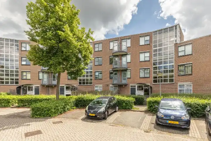Appartement te koop: Regentesseweg 26, Staatsliedenwijk West Almere