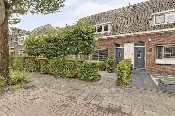Terraced house for sale: Reigerstraat 30, De Korte Akkeren Oud Gouda