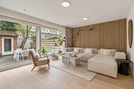 Apartment for sale: Reinier Claeszenstraat 68H, Trompbuurt Amsterdam