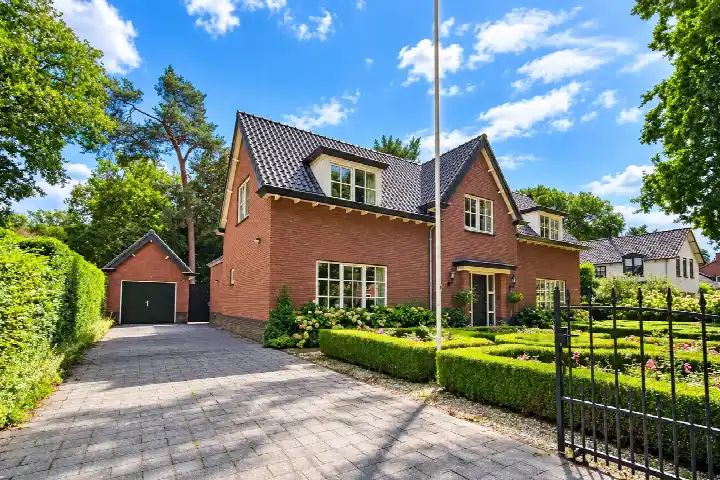 Detached house for sale: Rembrandtlaan 26, Doorn-Noordwest Doorn