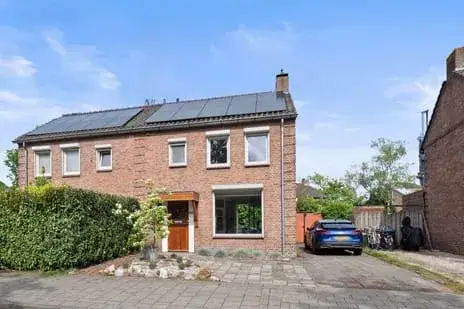 Twee-onder-één-kap te koop: Rembrandtlaan 62, Taalstraat en omgeving Vught