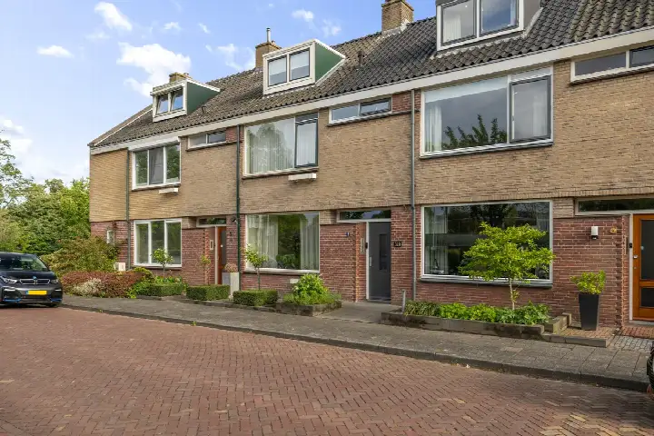 Terraced house for sale: Rembrandtstraat 7, West Hoogeveen