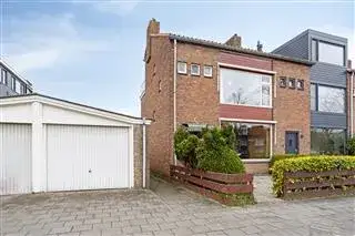 Hoekwoning te koop: Rembrandtweg 393, Kruiskerkbuurt Amstelveen