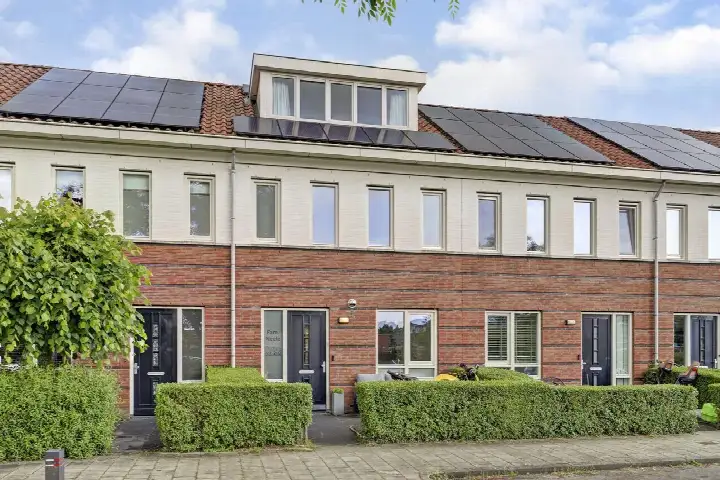 Tussenwoning te koop: Remus 210, De Geer Wijk Bij Duurstede